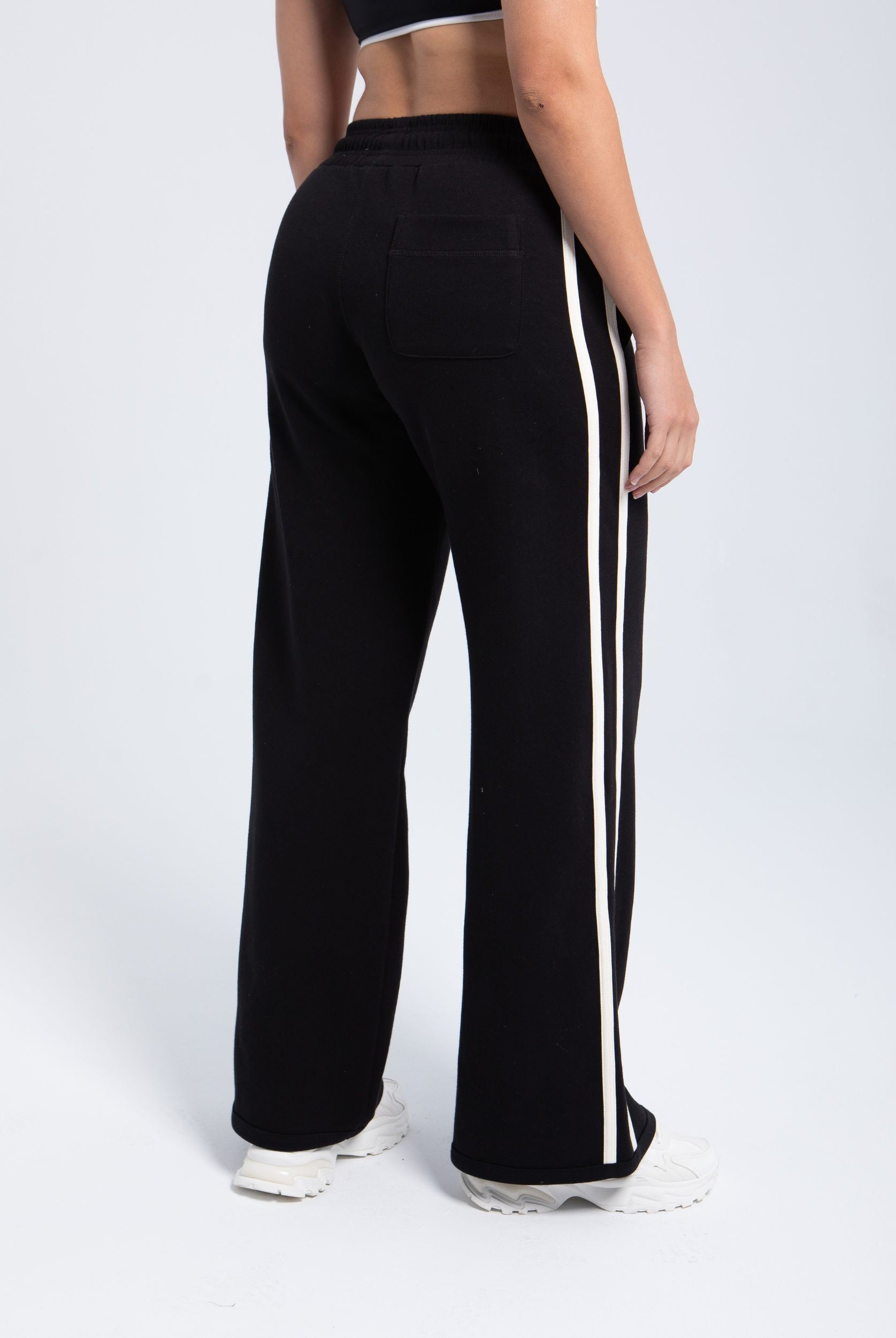 Elite Structured Straight Pant jet black side stripe detail