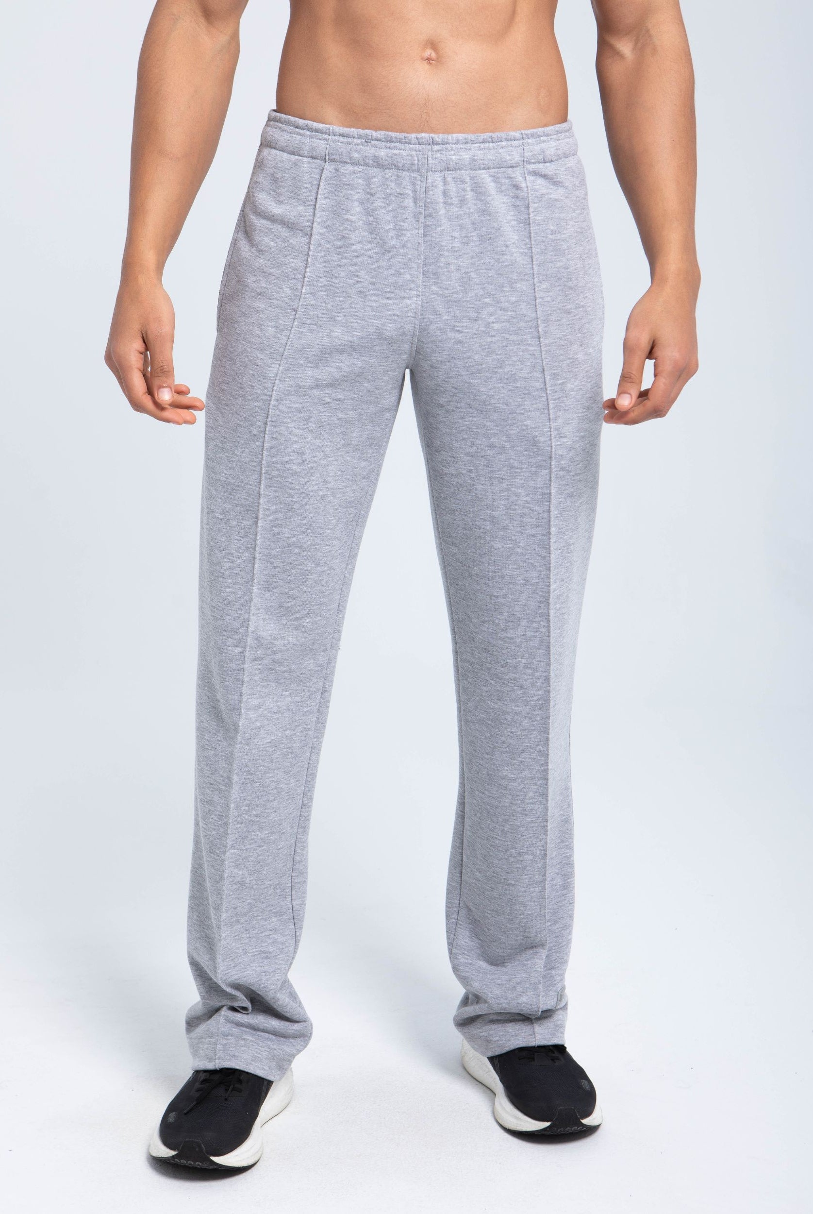 Men’s essential pleated fleece pant front view in heather grey