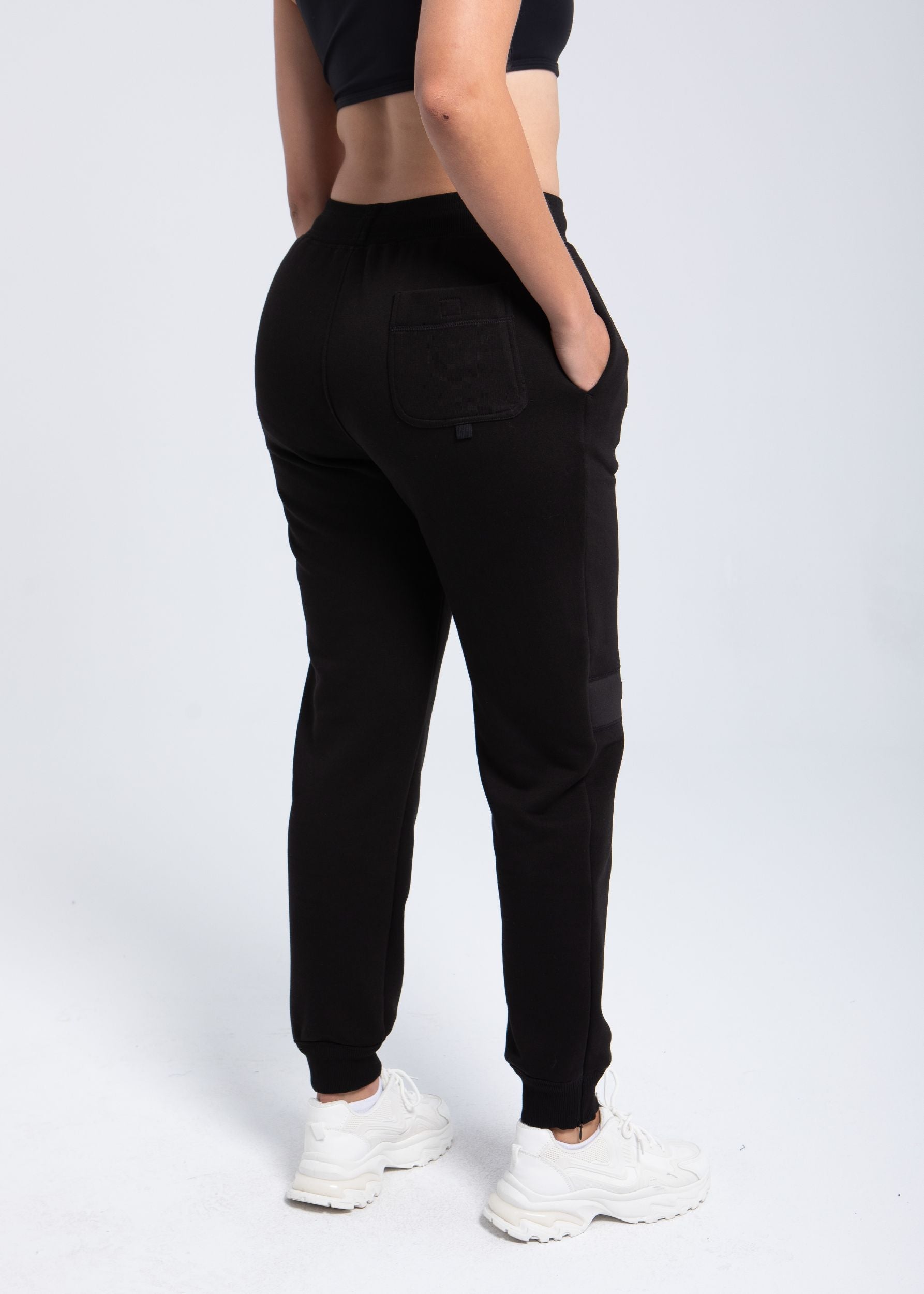 Essential Zip-Hem Jogger | Lightweight Everyday Sweatpants 1