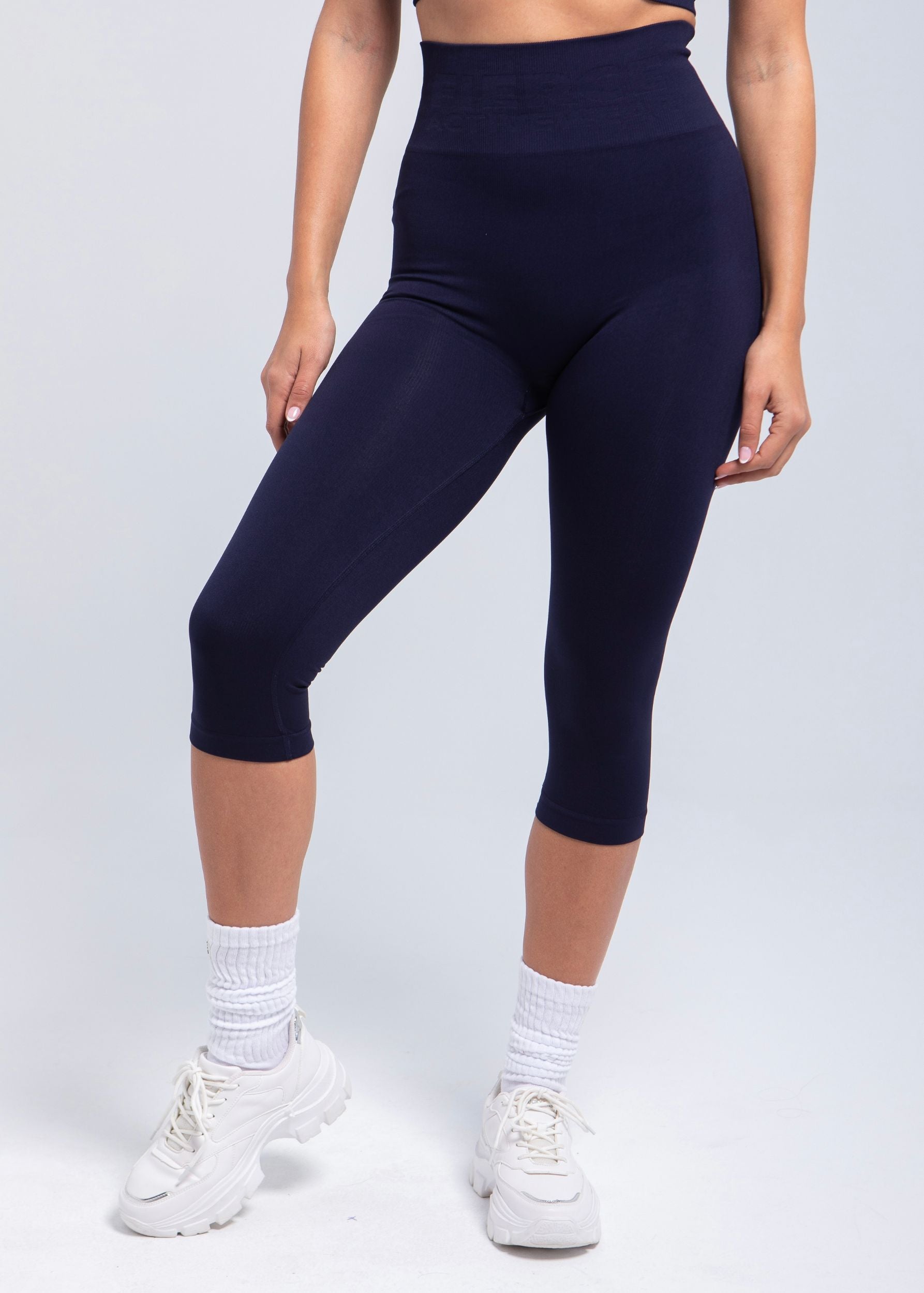 Second Skin Sculpting High-Waist Capri — Navy