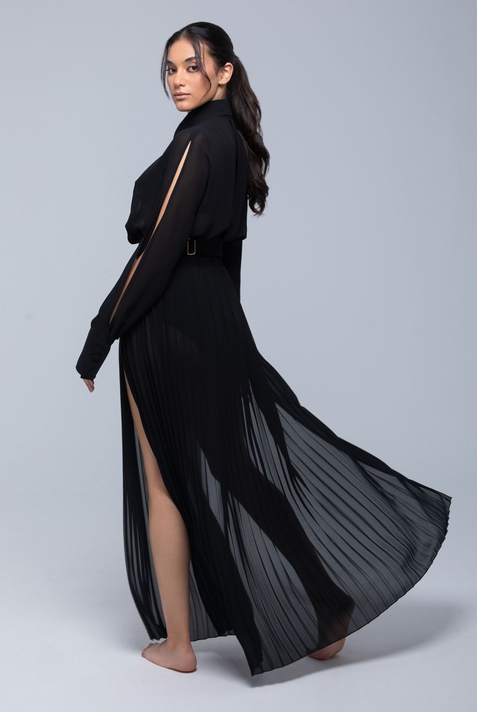 Sheer maxi skirt with lightweight muslin fabric and double side slits