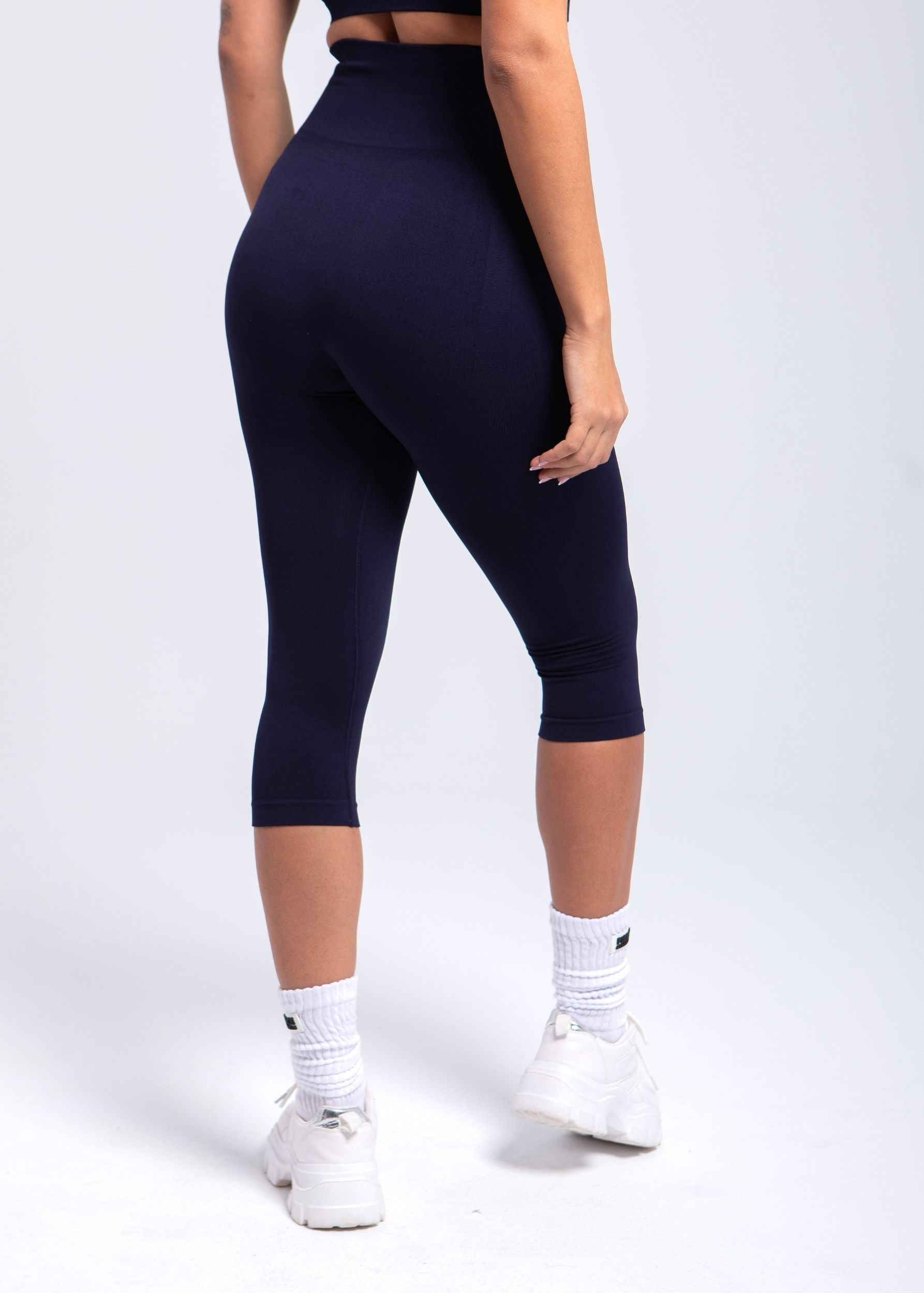 Second Skin Sculpting High-Waist Capri — Navy